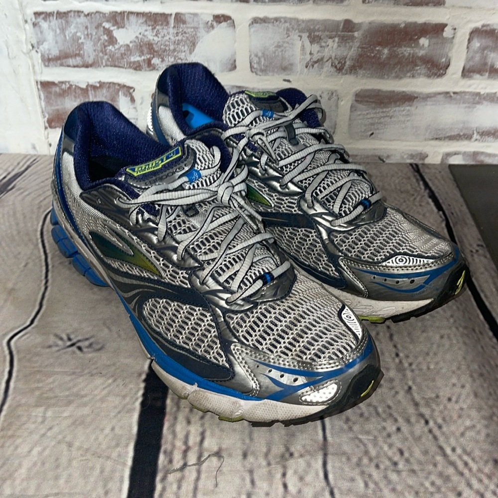 Brooks adrenaline gts 12 sneakers size 15